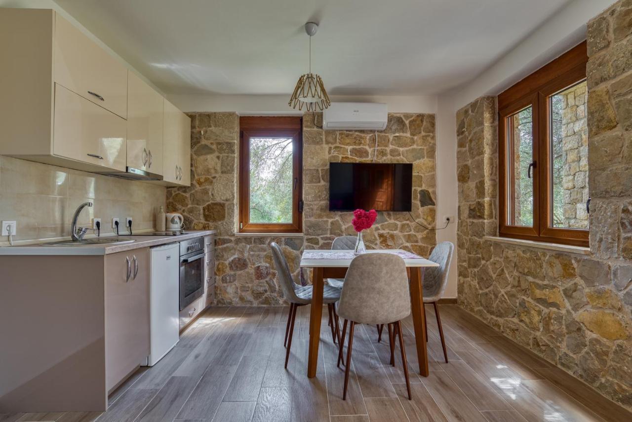 Stonehouse In Olives Apartment Ulcinj Exterior photo