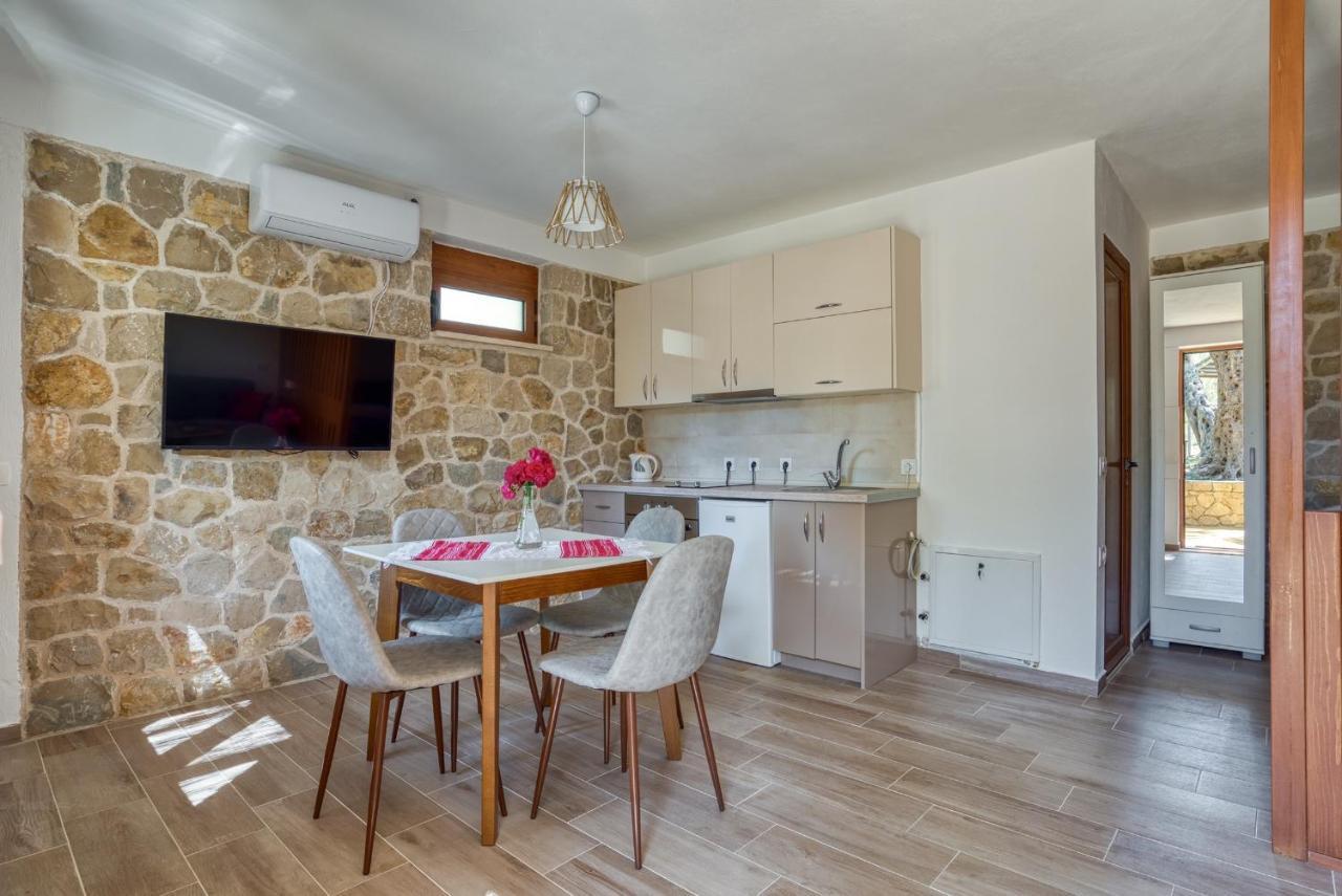 Stonehouse In Olives Apartment Ulcinj Exterior photo