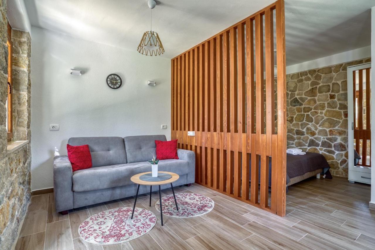 Stonehouse In Olives Apartment Ulcinj Exterior photo